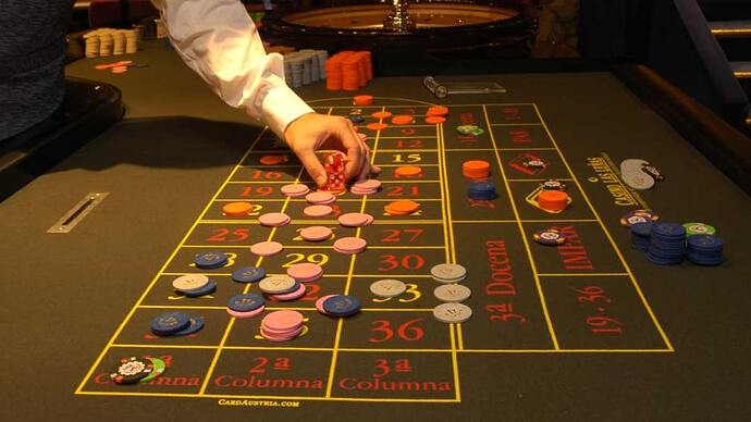 roulette-table-betting-layout